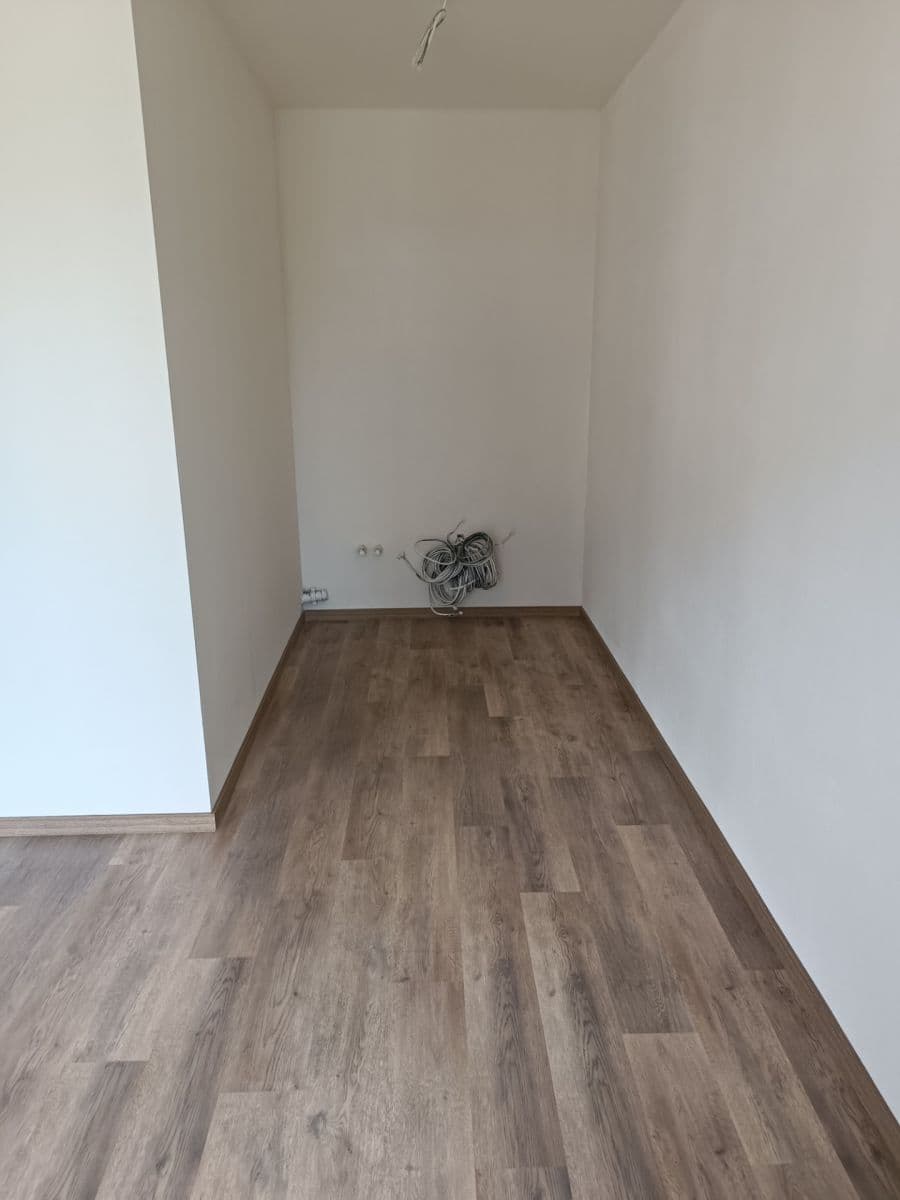 Prodej bytu 1+kk 30 m², Český Brod, Středočeský kraj Prodej bytu 1+kk 30 m², Český Brod, Středočeský kraj