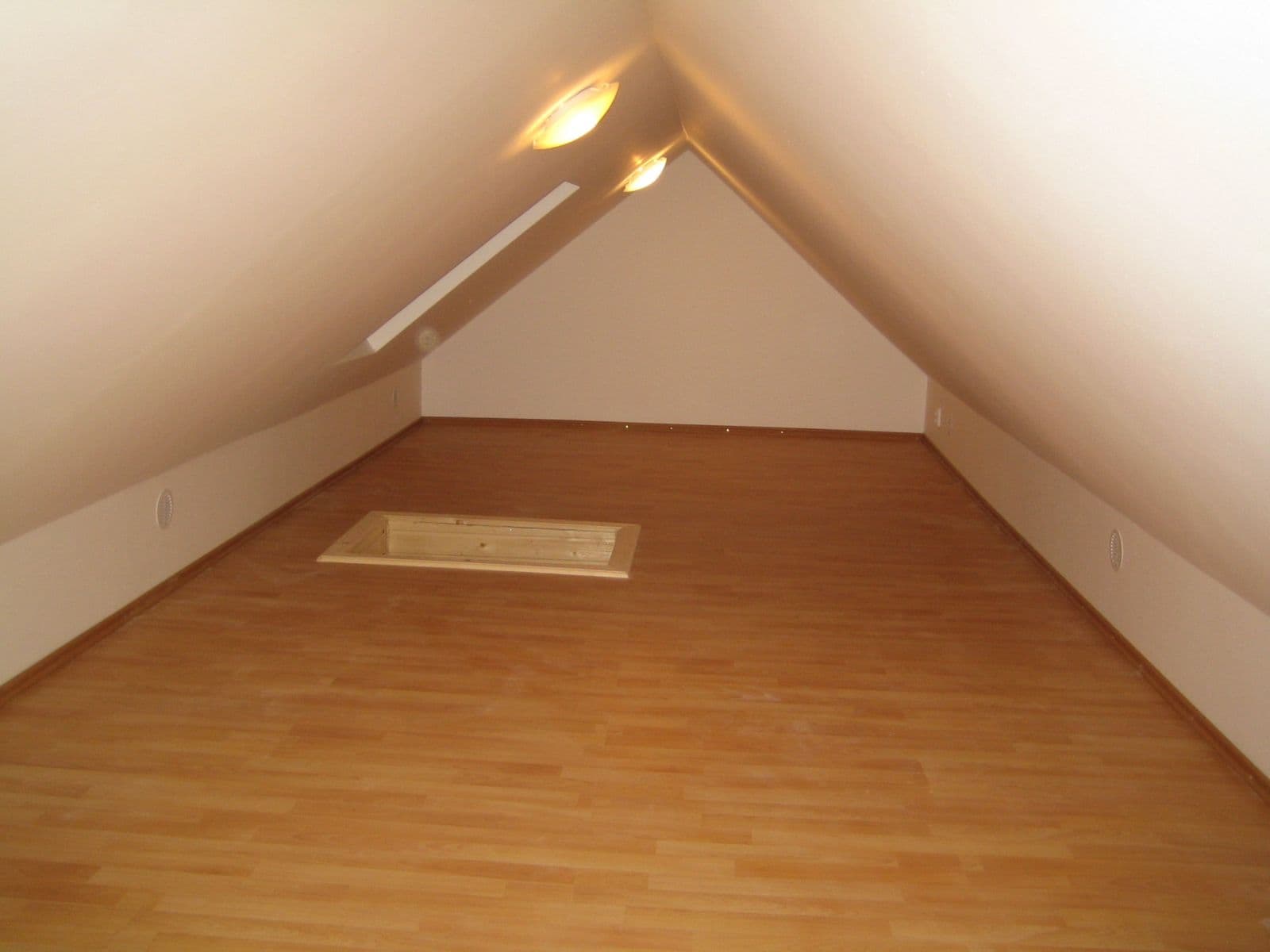 Pronájem bytu 1+kk 45 m², Žateckých, Praha, Praha Pronájem bytu 1+kk 45 m², Žateckých, Praha, Praha