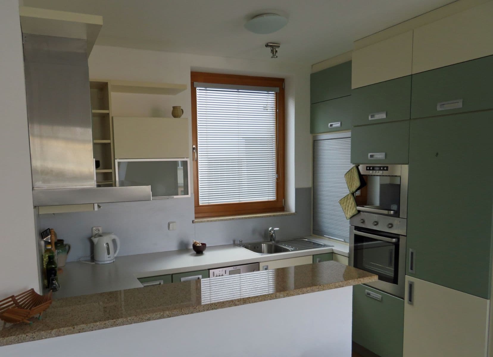 Pronájem bytu 1+kk 45 m², Žateckých, Praha, Praha Pronájem bytu 1+kk 45 m², Žateckých, Praha, Praha