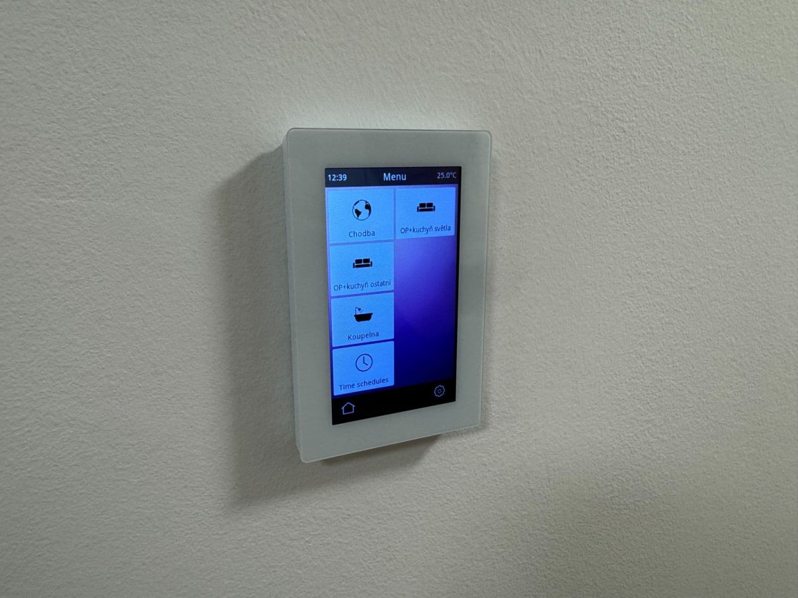 Pronájem bytu 1+kk 23 m², Plzeňská, Praha, Praha Pronájem bytu 1+kk 23 m², Plzeňská, Praha, Praha