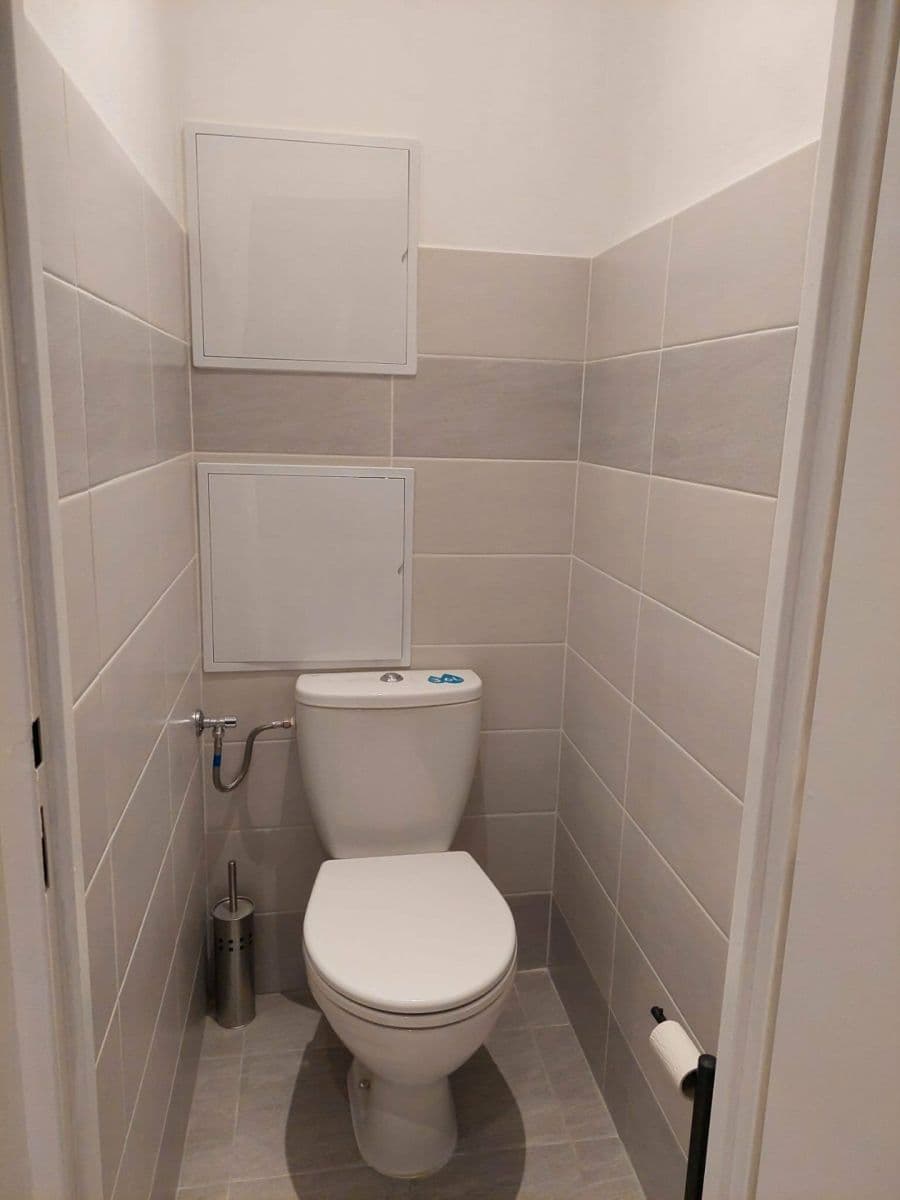 Pronájem bytu 2+1 53 m², Káranská, Praha, Praha Pronájem bytu 2+1 53 m², Káranská, Praha, Praha