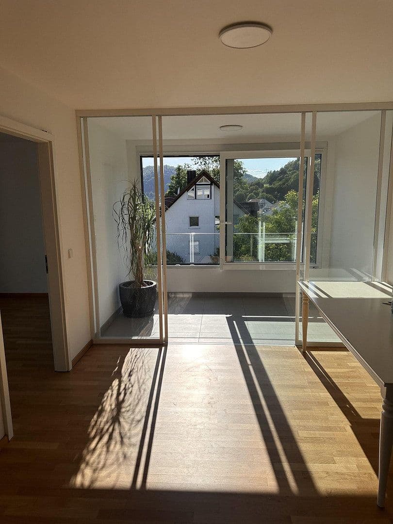 Pronájem bytu 3+1 78 m², Waldhäuser Straße 101, Aalen, Bádensko-Württembersko Pronájem bytu 3+1 78 m², Waldhäuser Straße 101, Aalen, Bádensko-Württembersko