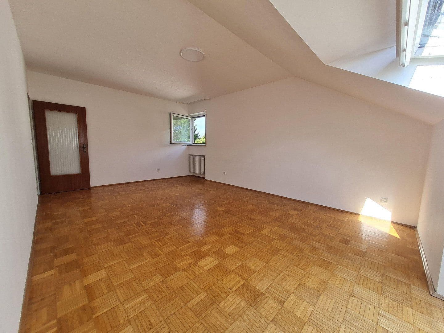 Pronájem bytu 2+1 64 m², Stadtbergen, Bavorsko Pronájem bytu 2+1 64 m², Stadtbergen, Bavorsko