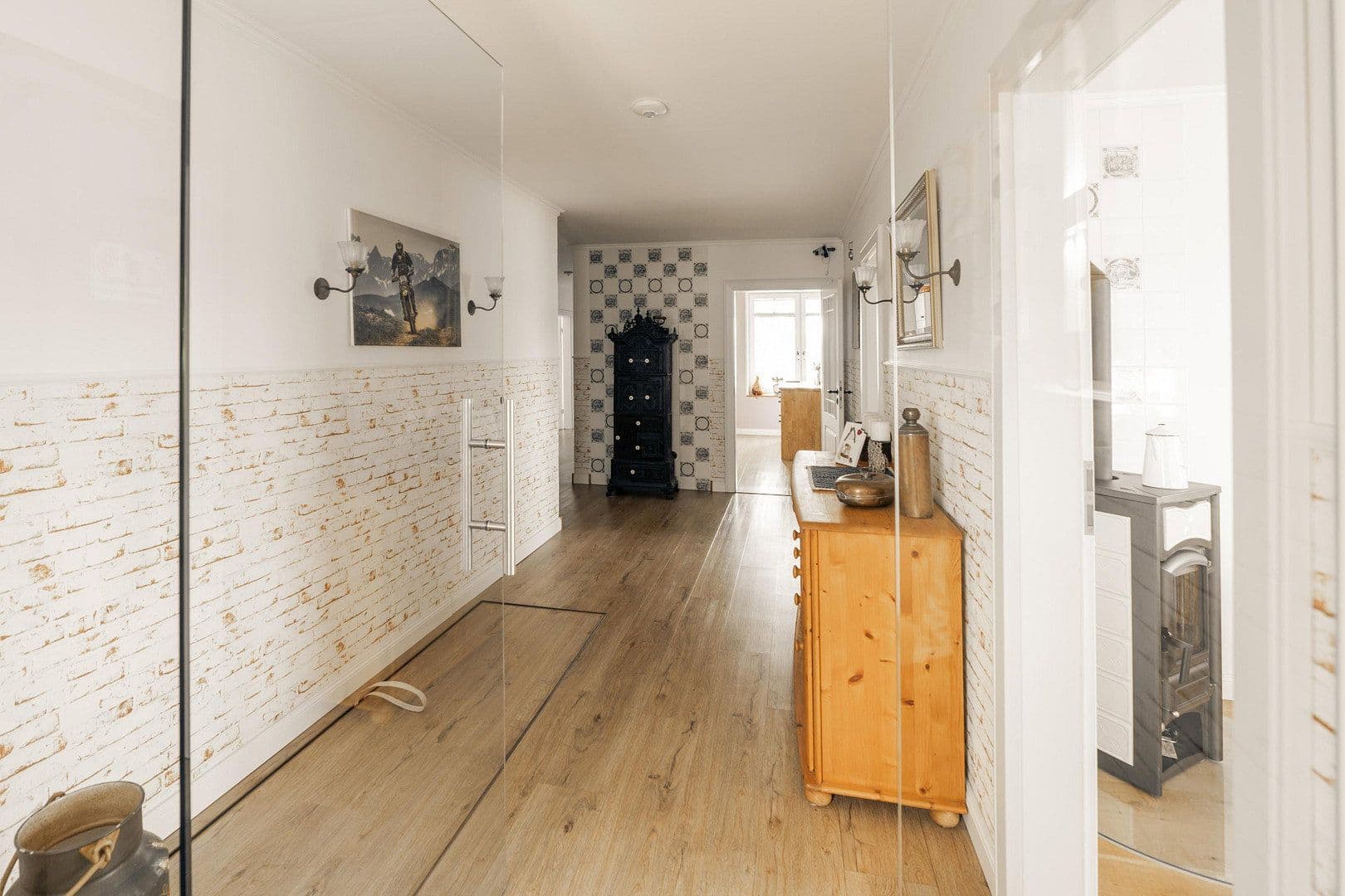 Prodej domu 155 m², pozemek 3.400 m², Edewecht, Dolní Sasko Prodej domu 155 m², pozemek 3.400 m², Edewecht, Dolní Sasko