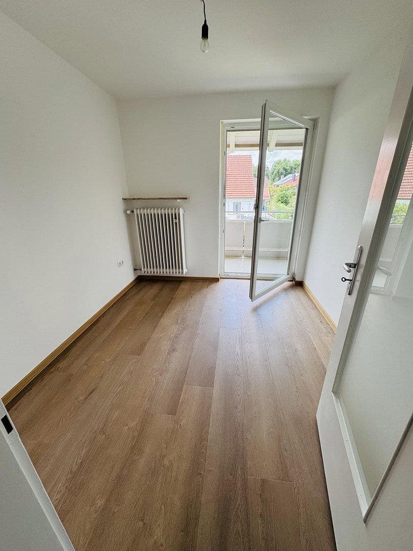 Pronájem domu 115 m², pozemek 500 m², Germering, Bavorsko Pronájem domu 115 m², pozemek 500 m², Germering, Bavorsko