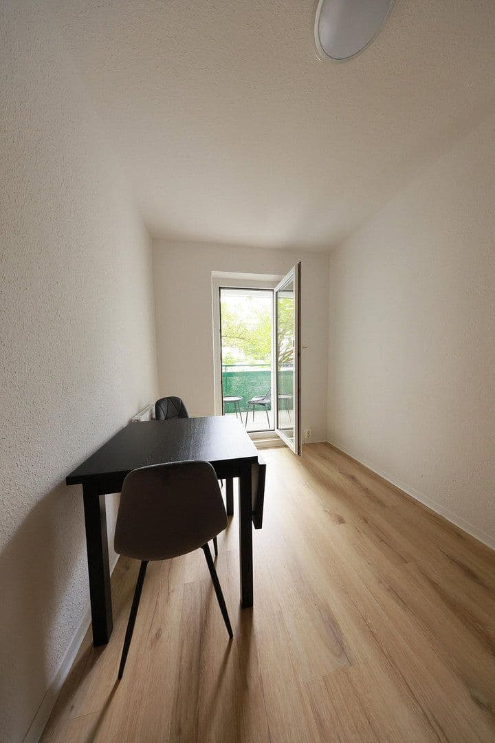 Pronájem bytu 1+1 36 m², Rostock, Mecklenburg-Vorpommern Pronájem bytu 1+1 36 m², Rostock, Mecklenburg-Vorpommern
