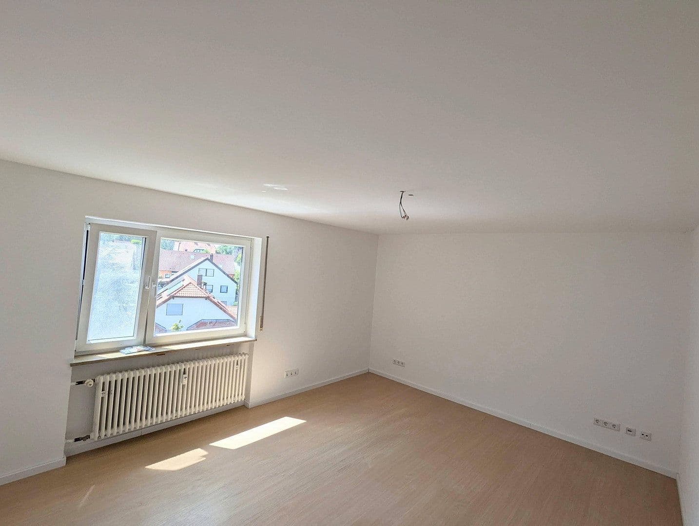 Pronájem bytu 2+1 67 m², Bergstraße 59, Würzburg, Bavorsko Pronájem bytu 2+1 67 m², Bergstraße 59, Würzburg, Bavorsko