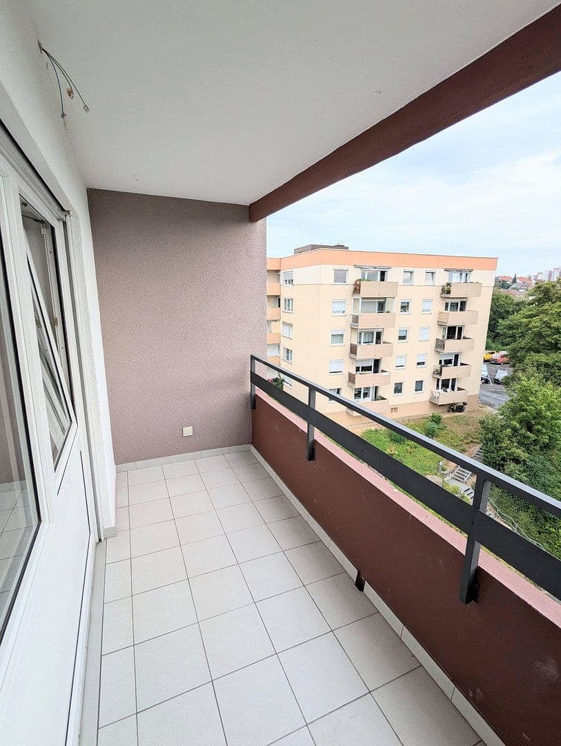 Pronájem bytu 2+1 67 m², Bergstraße 59, Würzburg, Bavorsko Pronájem bytu 2+1 67 m², Bergstraße 59, Würzburg, Bavorsko