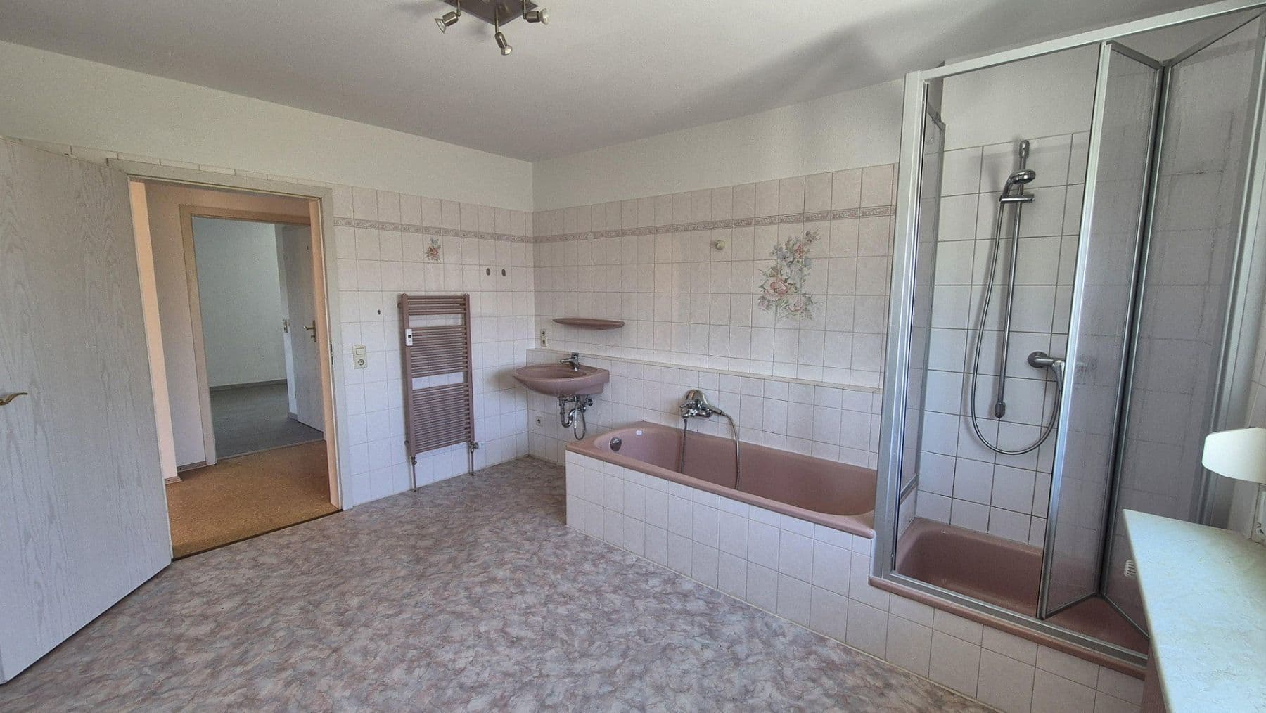 Pronájem bytu 3+1 113 m², Bad Säckingen, Bádensko-Württembersko Pronájem bytu 3+1 113 m², Bad Säckingen, Bádensko-Württembersko