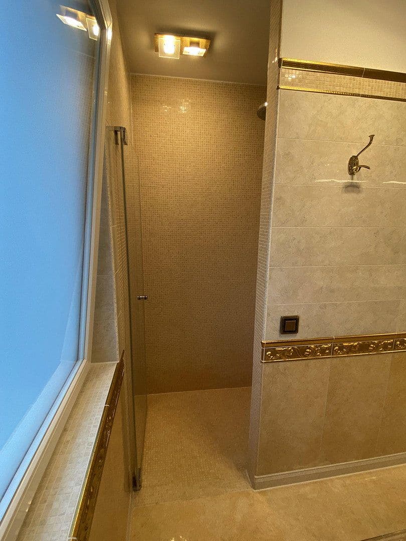 Prodej bytu 4+1 135 m², Hochstraße 30, Baden-Baden, Bádensko-Württembersko Prodej bytu 4+1 135 m², Hochstraße 30, Baden-Baden, Bádensko-Württembersko