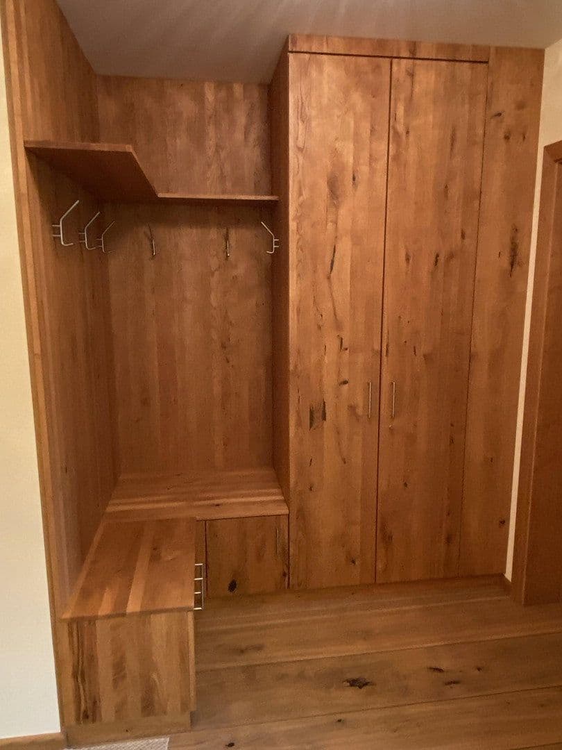 Prodej bytu 4+1 135 m², Hochstraße 30, Baden-Baden, Bádensko-Württembersko Prodej bytu 4+1 135 m², Hochstraße 30, Baden-Baden, Bádensko-Württembersko
