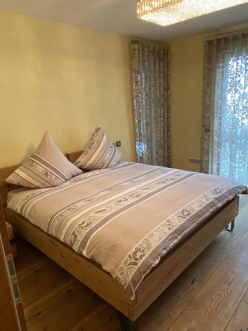 Prodej bytu 4+1 135 m², Hochstraße 30, Baden-Baden, Bádensko-Württembersko Prodej bytu 4+1 135 m², Hochstraße 30, Baden-Baden, Bádensko-Württembersko
