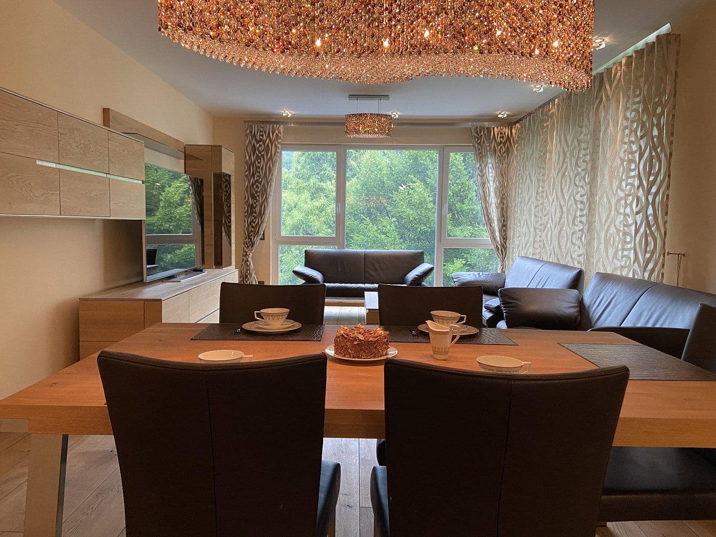 Prodej bytu 4+1 135 m², Hochstraße 30, Baden-Baden, Bádensko-Württembersko Prodej bytu 4+1 135 m², Hochstraße 30, Baden-Baden, Bádensko-Württembersko