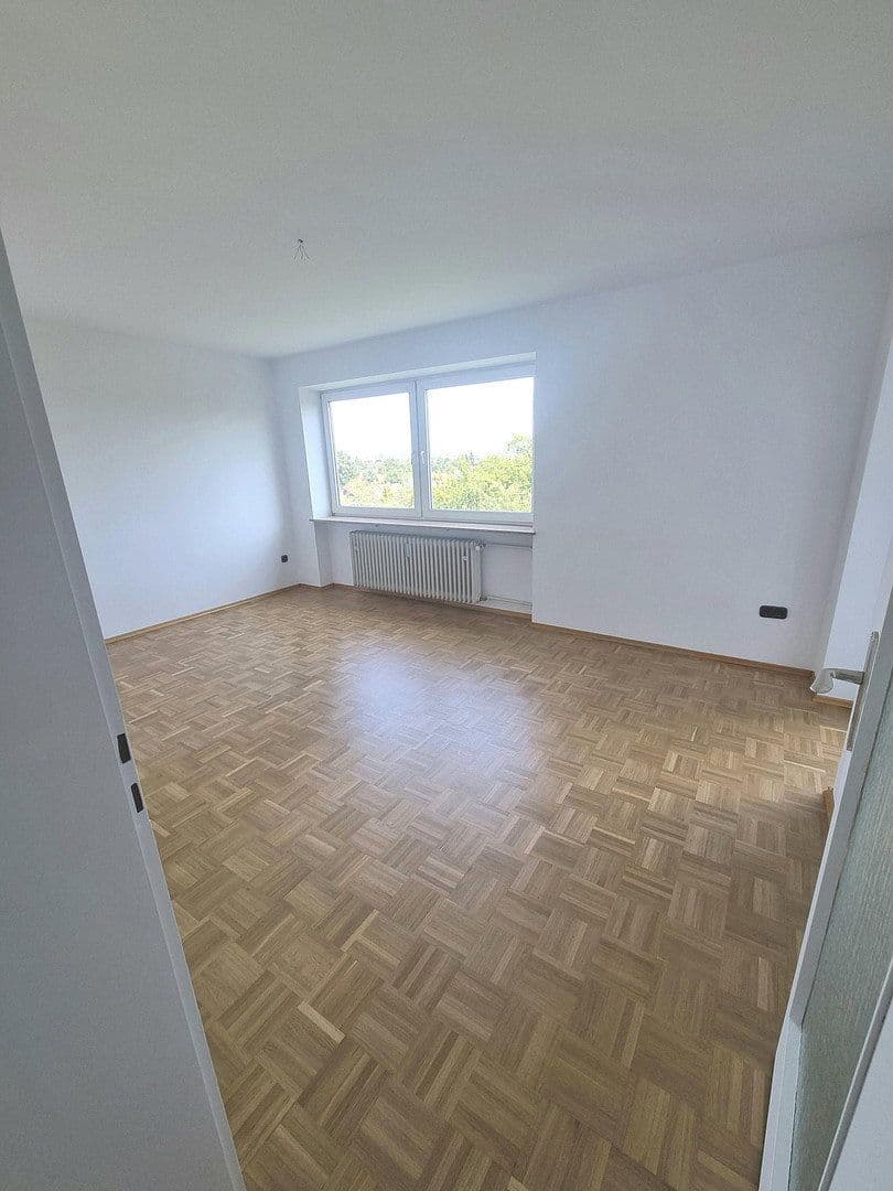 Prodej bytu 3+1 66 m², München, Bavorsko Prodej bytu 3+1 66 m², München, Bavorsko