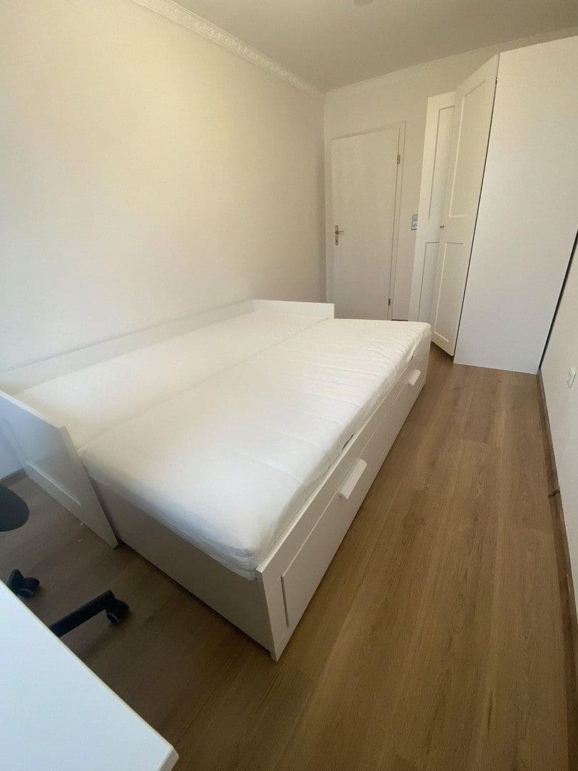 Pronájem bytu 6+1 12 m², Kaufbeuren, Bavorsko Pronájem bytu 6+1 12 m², Kaufbeuren, Bavorsko