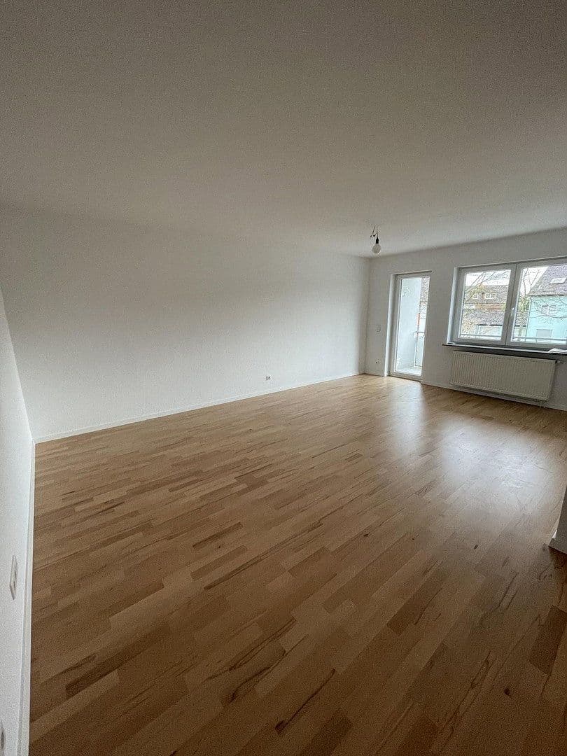 Pronájem bytu 3+1 76 m², Bensheim, Hessen Pronájem bytu 3+1 76 m², Bensheim, Hessen
