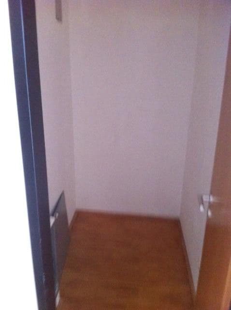 Pronájem bytu 2+1 77 m², Düsseldorf, Severní Porýní-Vestfálsko Pronájem bytu 2+1 77 m², Düsseldorf, Severní Porýní-Vestfálsko