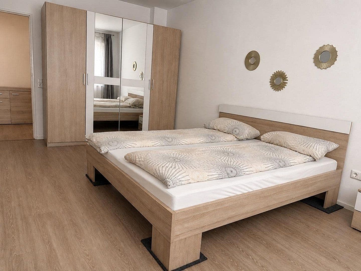 Pronájem bytu 2+1 62 m², Beethovenstrasse 48, Neu-Isenburg, Hessen Pronájem bytu 2+1 62 m², Beethovenstrasse 48, Neu-Isenburg, Hessen