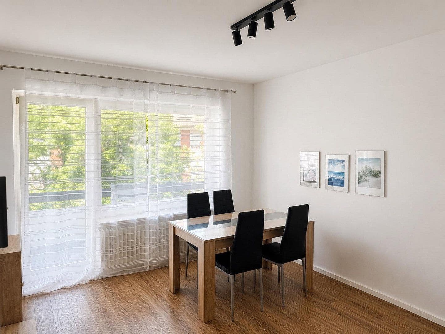 Pronájem bytu 2+1 62 m², Beethovenstrasse 48, Neu-Isenburg, Hessen Pronájem bytu 2+1 62 m², Beethovenstrasse 48, Neu-Isenburg, Hessen