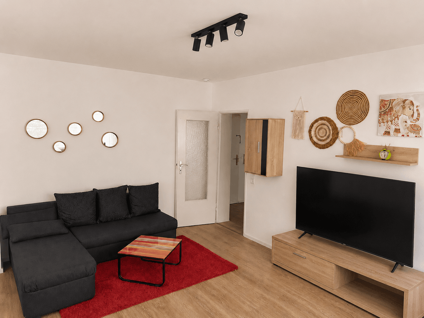 Pronájem bytu 2+1 62 m², Beethovenstrasse 48, Neu-Isenburg, Hessen Pronájem bytu 2+1 62 m², Beethovenstrasse 48, Neu-Isenburg, Hessen