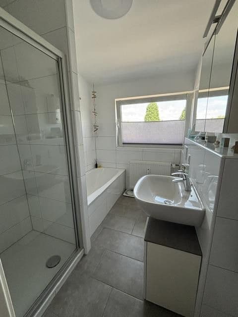 Pronájem bytu 3+1 79 m², Korschenbroich, Severní Porýní-Vestfálsko Pronájem bytu 3+1 79 m², Korschenbroich, Severní Porýní-Vestfálsko