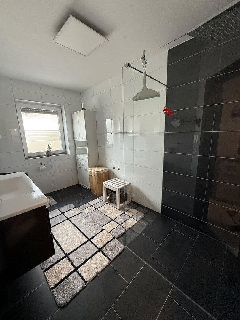 Prodej bytu 3+1 83 m², Biebertal, Hessen Prodej bytu 3+1 83 m², Biebertal, Hessen