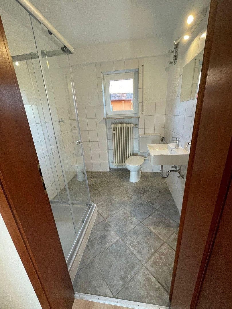 Prodej domu 275 m², pozemek 985 m², Schondra, Bavorsko Prodej domu 275 m², pozemek 985 m², Schondra, Bavorsko