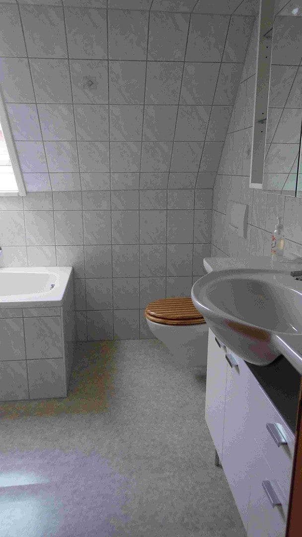 Prodej domu 275 m², pozemek 985 m², Schondra, Bavorsko Prodej domu 275 m², pozemek 985 m², Schondra, Bavorsko