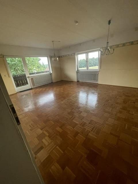 Prodej domu 275 m², pozemek 985 m², Schondra, Bavorsko Prodej domu 275 m², pozemek 985 m², Schondra, Bavorsko