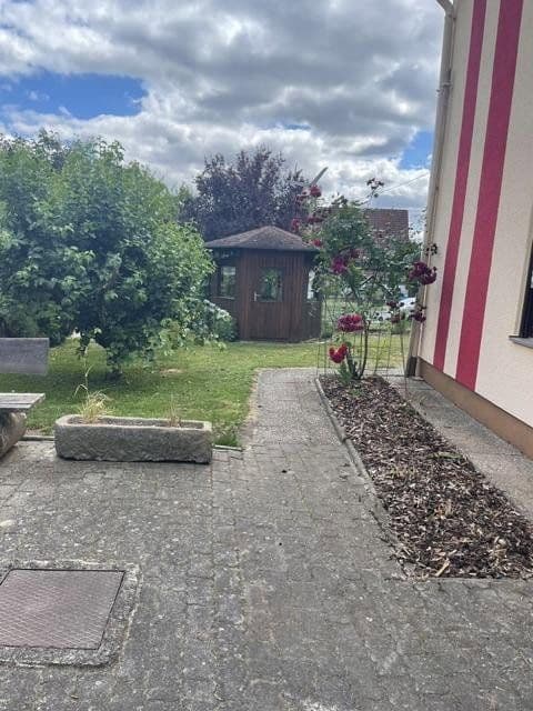 Prodej domu 275 m², pozemek 985 m², Schondra, Bavorsko Prodej domu 275 m², pozemek 985 m², Schondra, Bavorsko