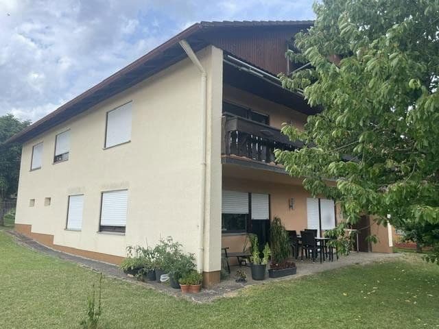 Prodej domu 275 m², pozemek 985 m², Schondra, Bavorsko Prodej domu 275 m², pozemek 985 m², Schondra, Bavorsko