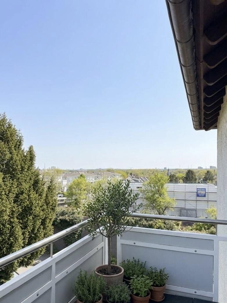 Prodej bytu 2+1 45 m², Hardtstr. 3, Wiesbaden, Hessen Prodej bytu 2+1 45 m², Hardtstr. 3, Wiesbaden, Hessen