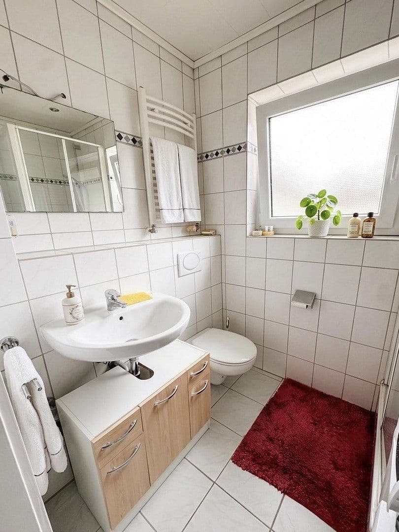 Prodej bytu 2+1 45 m², Hardtstr. 3, Wiesbaden, Hessen Prodej bytu 2+1 45 m², Hardtstr. 3, Wiesbaden, Hessen