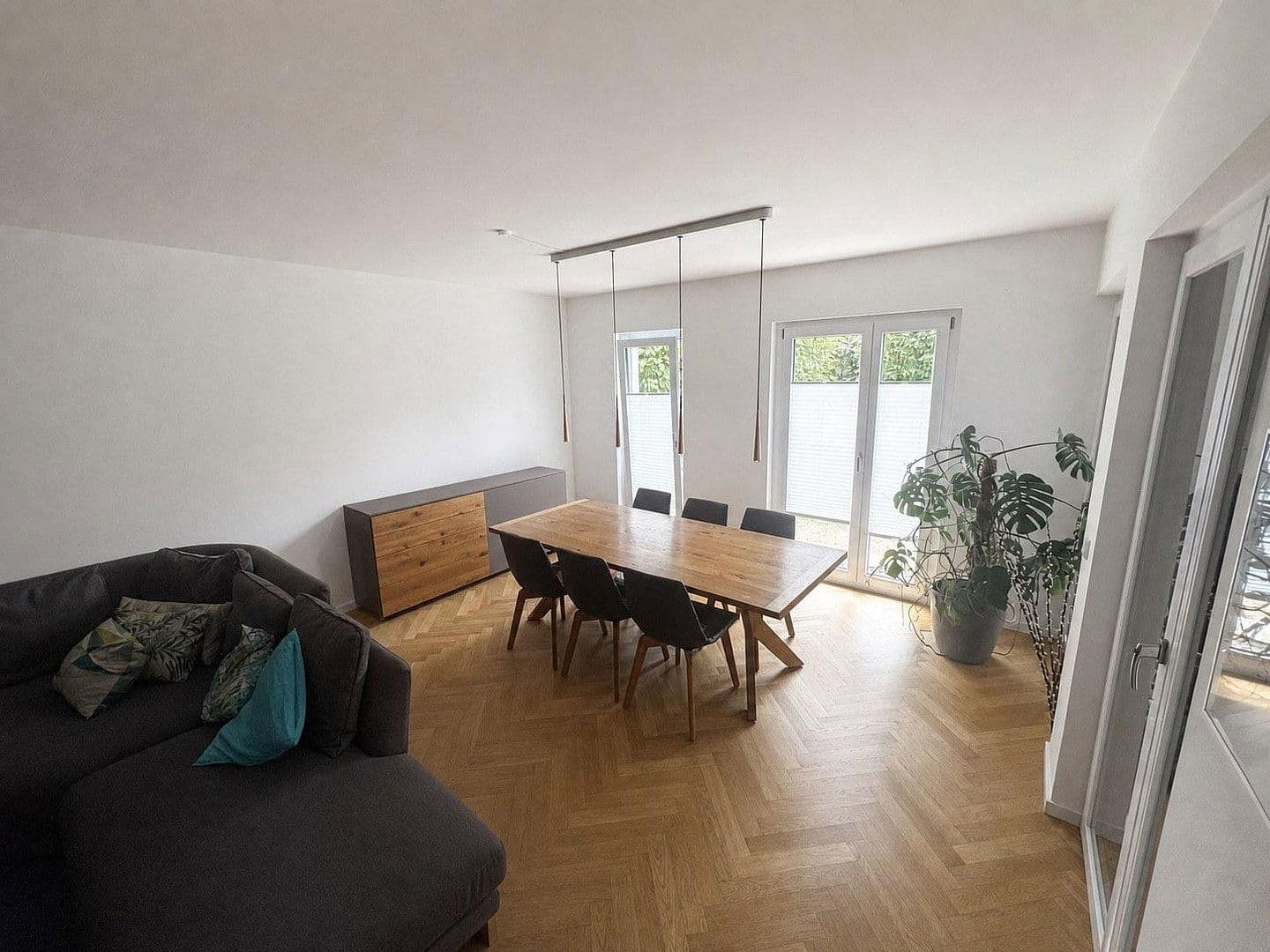 Prodej bytu 4+1 114 m², Frankfurt, Hessen Prodej bytu 4+1 114 m², Frankfurt, Hessen