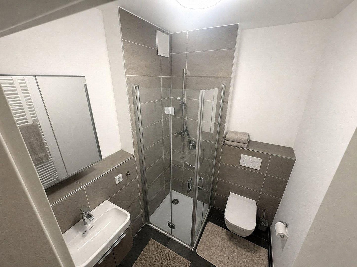 Prodej bytu 4+1 114 m², Frankfurt, Hessen Prodej bytu 4+1 114 m², Frankfurt, Hessen