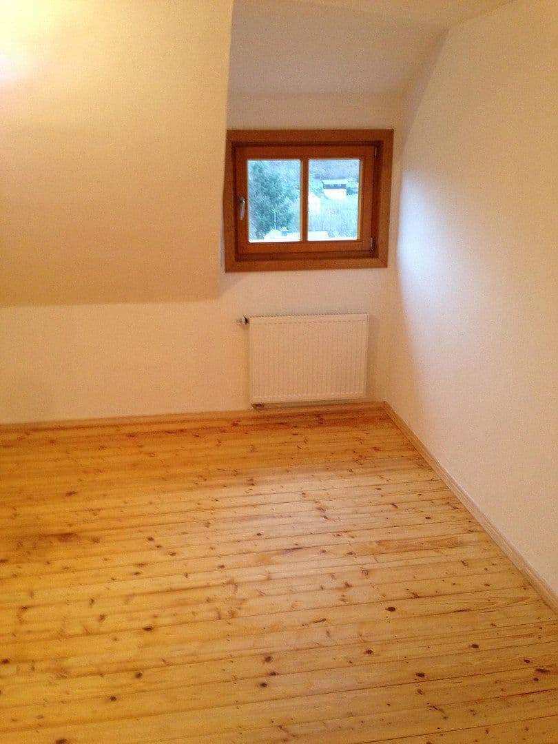 Prodej domu 191 m², pozemek 336 m², Leistenbachstraße 1, Schmitten im Taunus, Hessen Prodej domu 191 m², pozemek 336 m², Leistenbachstraße 1, Schmitten im Taunus, Hessen