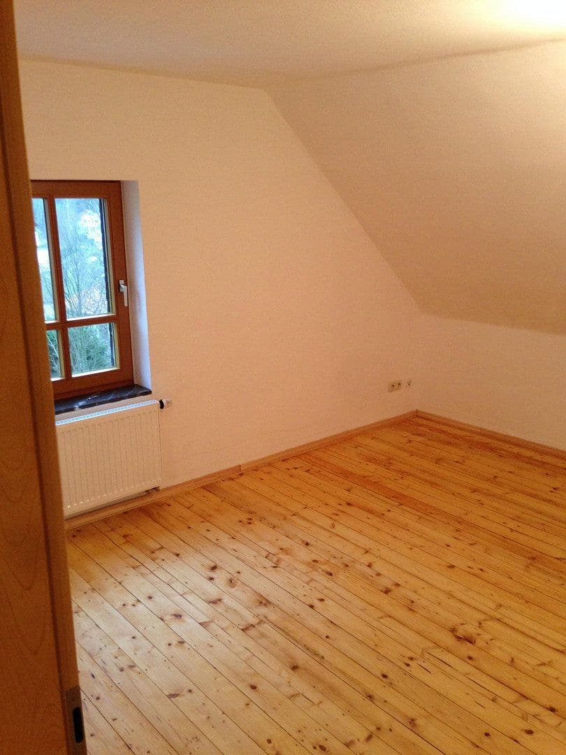 Prodej domu 191 m², pozemek 336 m², Leistenbachstraße 1, Schmitten im Taunus, Hessen Prodej domu 191 m², pozemek 336 m², Leistenbachstraße 1, Schmitten im Taunus, Hessen