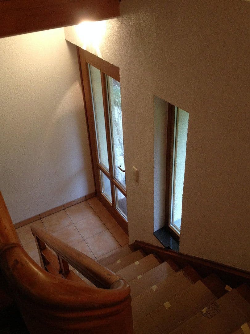 Prodej domu 191 m², pozemek 336 m², Leistenbachstraße 1, Schmitten im Taunus, Hessen Prodej domu 191 m², pozemek 336 m², Leistenbachstraße 1, Schmitten im Taunus, Hessen