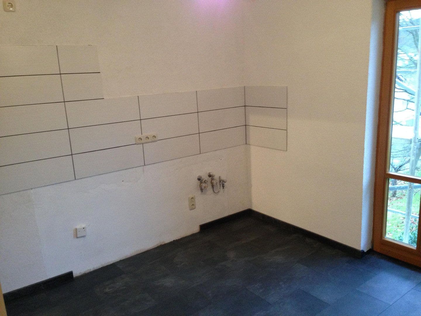 Prodej domu 191 m², pozemek 336 m², Leistenbachstraße 1, Schmitten im Taunus, Hessen Prodej domu 191 m², pozemek 336 m², Leistenbachstraße 1, Schmitten im Taunus, Hessen
