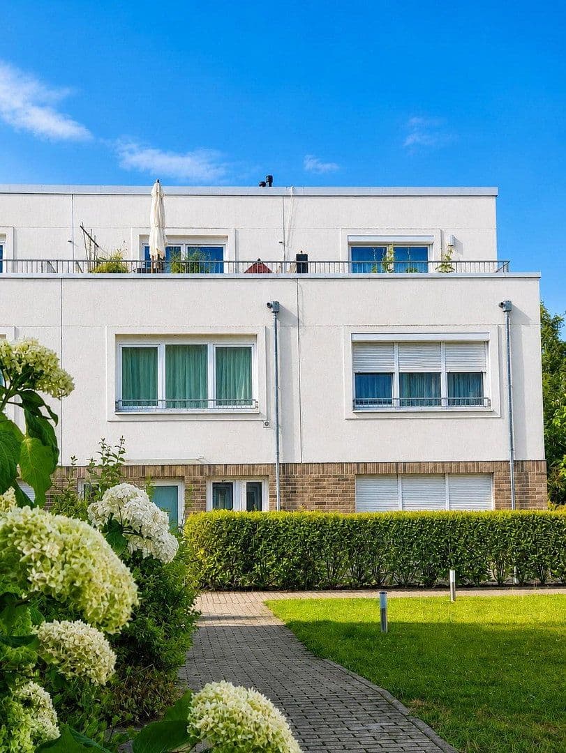Prodej domu 125 m², pozemek 130 m², Berlin, Berlín Prodej domu 125 m², pozemek 130 m², Berlin, Berlín