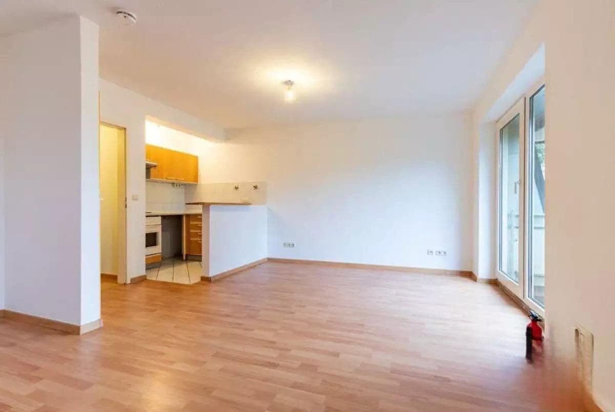 Pronájem bytu 1+1 34 m², Kiel, Šlesvicko-Holštýnsko Pronájem bytu 1+1 34 m², Kiel, Šlesvicko-Holštýnsko