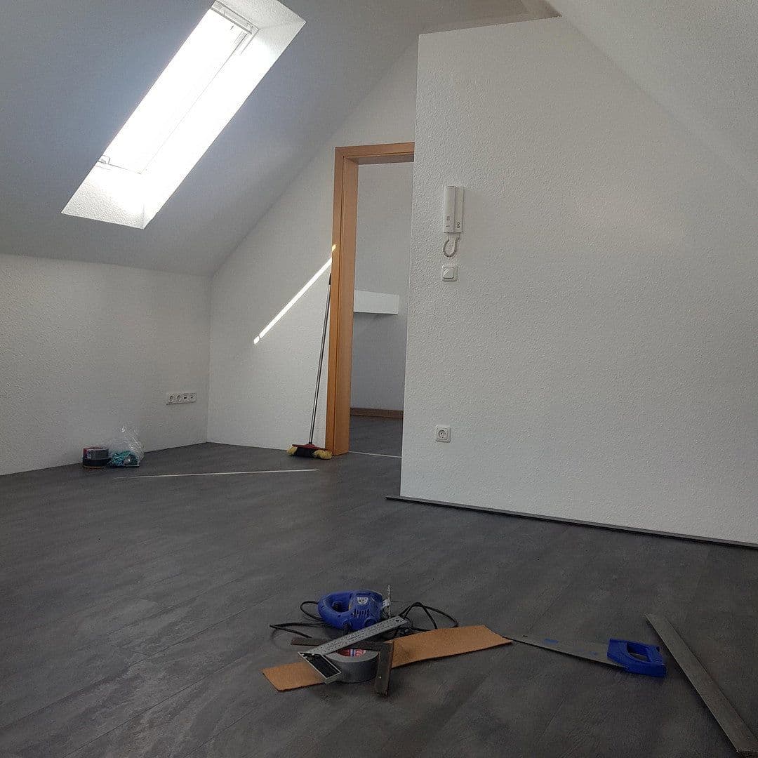 Pronájem domu 166 m², pozemek 229 m², Rathausstraße 33, Giesen, Dolní Sasko Pronájem domu 166 m², pozemek 229 m², Rathausstraße 33, Giesen, Dolní Sasko