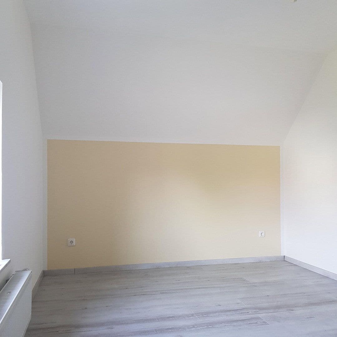 Pronájem domu 166 m², pozemek 229 m², Rathausstraße 33, Giesen, Dolní Sasko Pronájem domu 166 m², pozemek 229 m², Rathausstraße 33, Giesen, Dolní Sasko