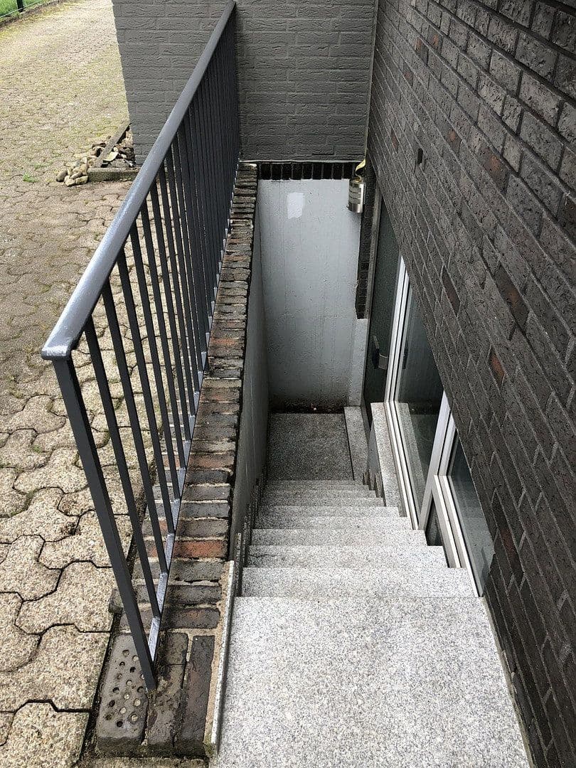 Pronájem kanceláře 323 m², Oberhausen, Severní Porýní-Vestfálsko Pronájem kanceláře 323 m², Oberhausen, Severní Porýní-Vestfálsko