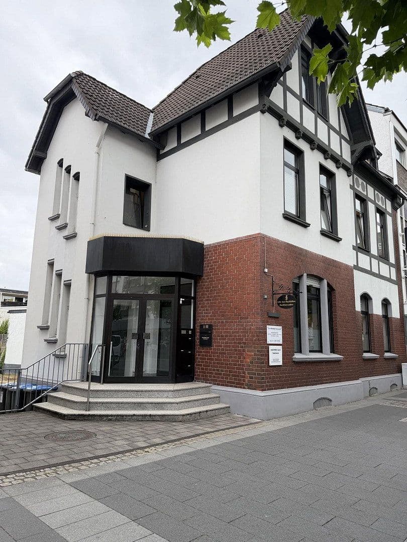 Pronájem kanceláře 105 m², Hauptstr. 100, Langenfeld (Rheinland), Severní Porýní-Vestfálsko Pronájem kanceláře 105 m², Hauptstr. 100, Langenfeld (Rheinland), Severní Porýní-Vestfálsko