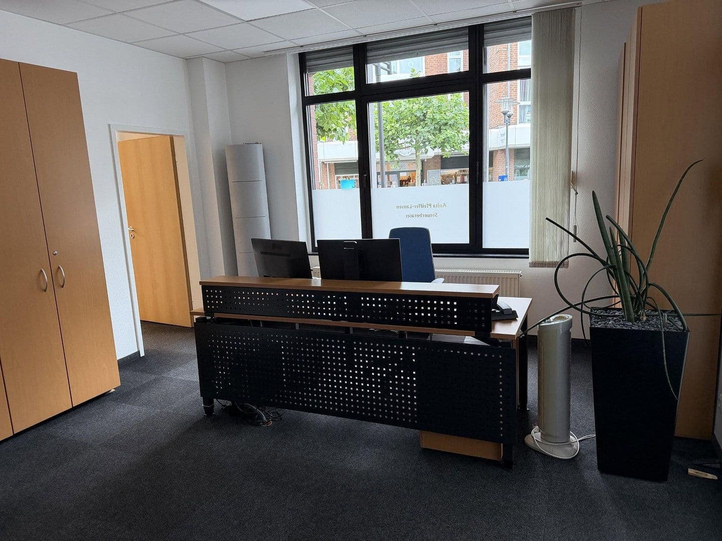 Pronájem kanceláře 105 m², Hauptstr. 100, Langenfeld (Rheinland), Severní Porýní-Vestfálsko Pronájem kanceláře 105 m², Hauptstr. 100, Langenfeld (Rheinland), Severní Porýní-Vestfálsko