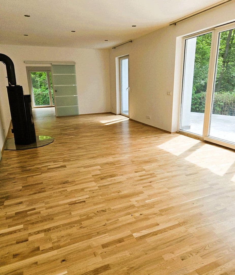 Prodej domu 174 m², pozemek 735 m², Sterkrader Straße 1, Berlin - Tegel, Berlín Prodej domu 174 m², pozemek 735 m², Sterkrader Straße 1, Berlin - Tegel, Berlín