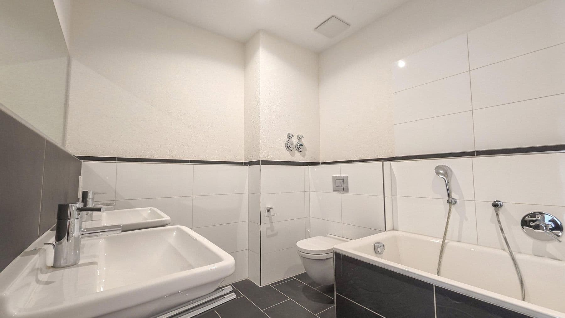 Prodej bytu 2+1 68 m², Bertha-von-Suttner-Allee 38, Lahr/Schwarzwald, Bádensko-Württembersko Prodej bytu 2+1 68 m², Bertha-von-Suttner-Allee 38, Lahr/Schwarzwald, Bádensko-Württembersko