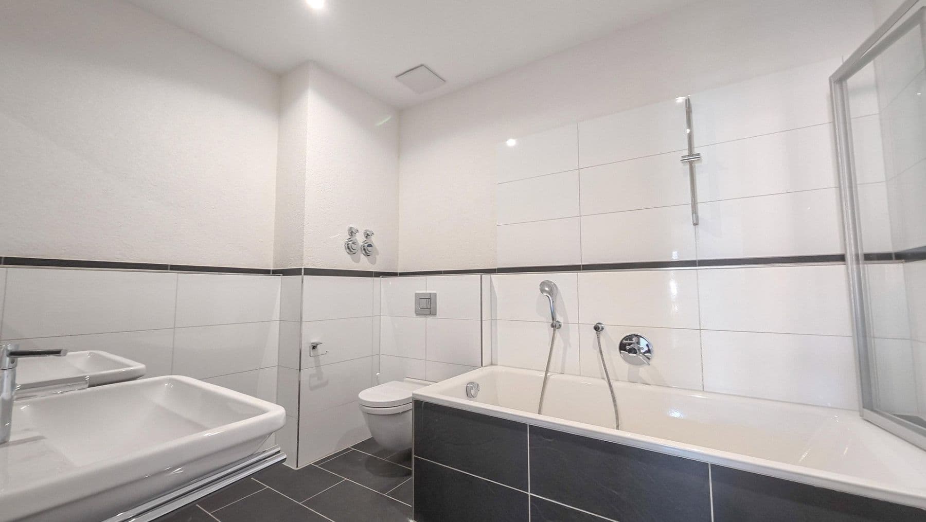 Prodej bytu 2+1 68 m², Bertha-von-Suttner-Allee 38, Lahr/Schwarzwald, Bádensko-Württembersko Prodej bytu 2+1 68 m², Bertha-von-Suttner-Allee 38, Lahr/Schwarzwald, Bádensko-Württembersko