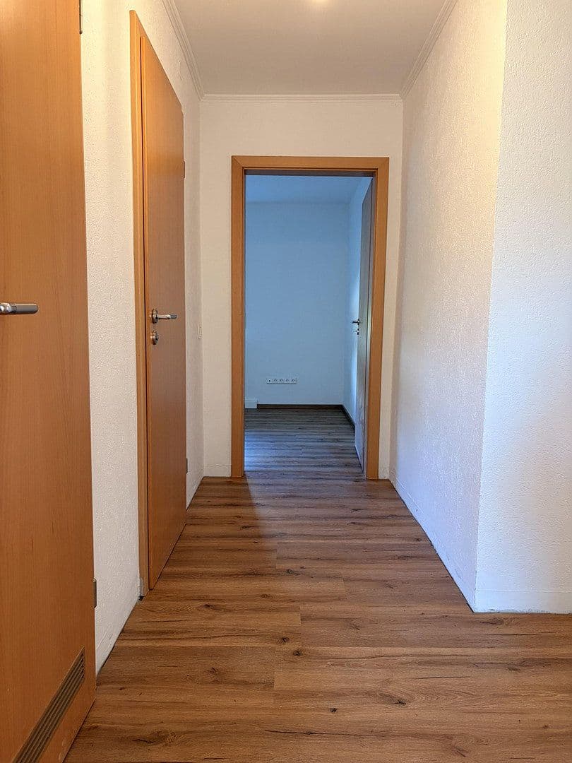 Pronájem bytu 4+1 126 m², Fliederstraße 8, Bad Rappenau, Bádensko-Württembersko Pronájem bytu 4+1 126 m², Fliederstraße 8, Bad Rappenau, Bádensko-Württembersko